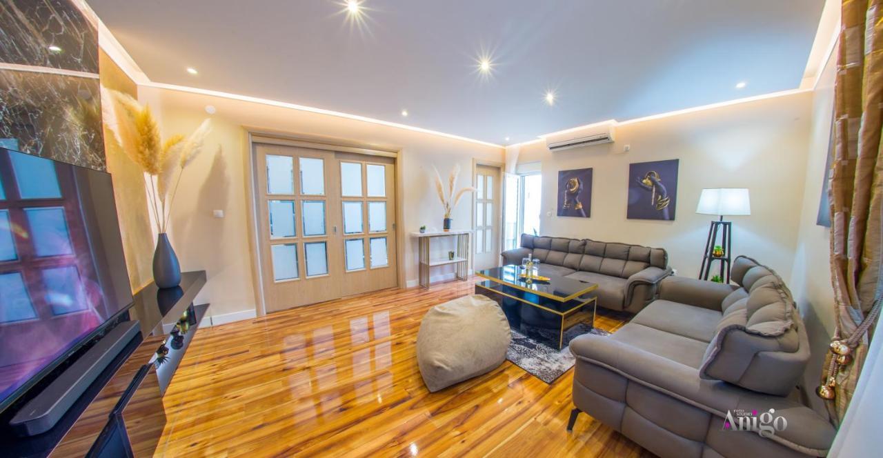 Luxury Apartment Black And Gold Mostar Eksteriør bilde