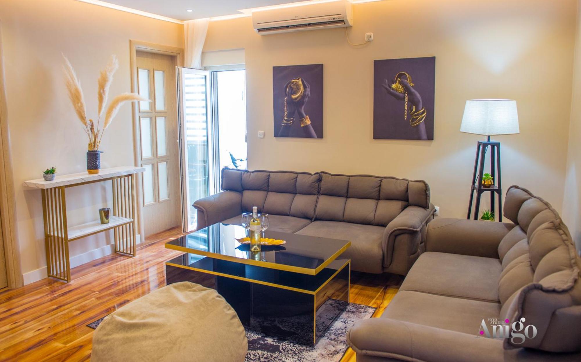 Luxury Apartment Black And Gold Mostar Eksteriør bilde